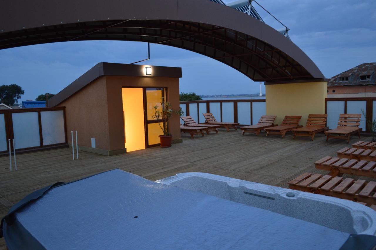 Rosiem House Hotel Techirghiol Ngoại thất bức ảnh