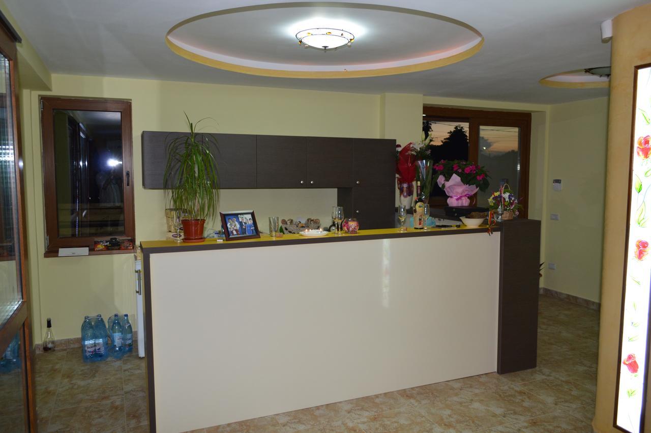 Rosiem House Hotel Techirghiol Ngoại thất bức ảnh