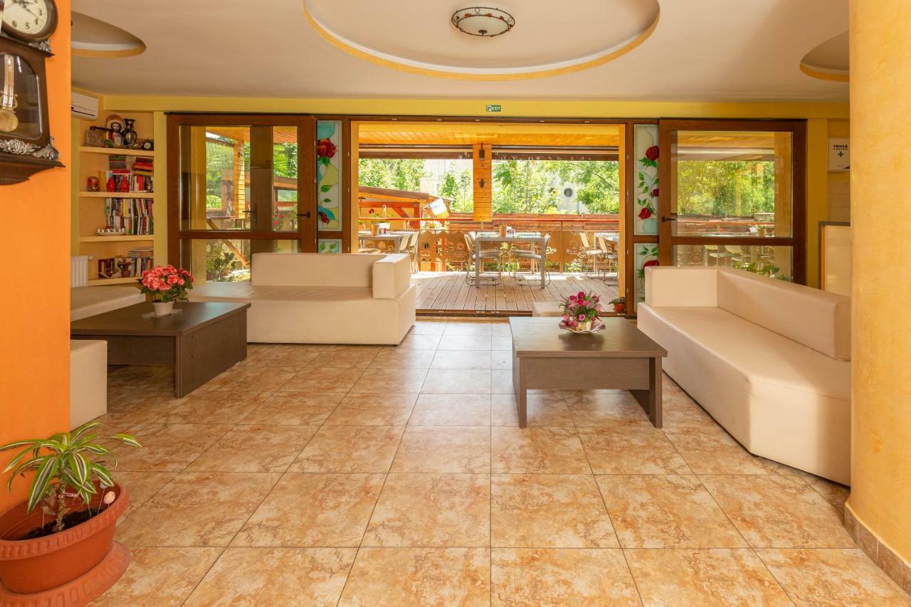 Rosiem House Hotel Techirghiol Ngoại thất bức ảnh